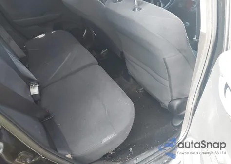 2013 Honda Fit z USA, uszkodzony, nr VIN JHMGE8H37DC037224